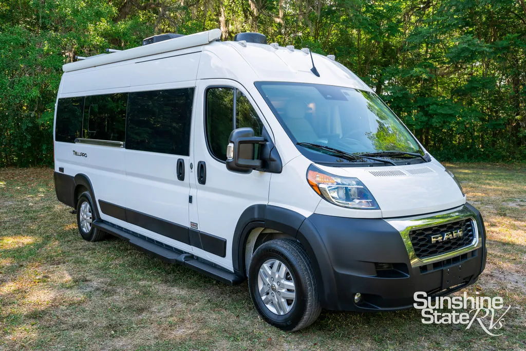 2023 Thor Motor Coach Tellaro 20L - Photo 2