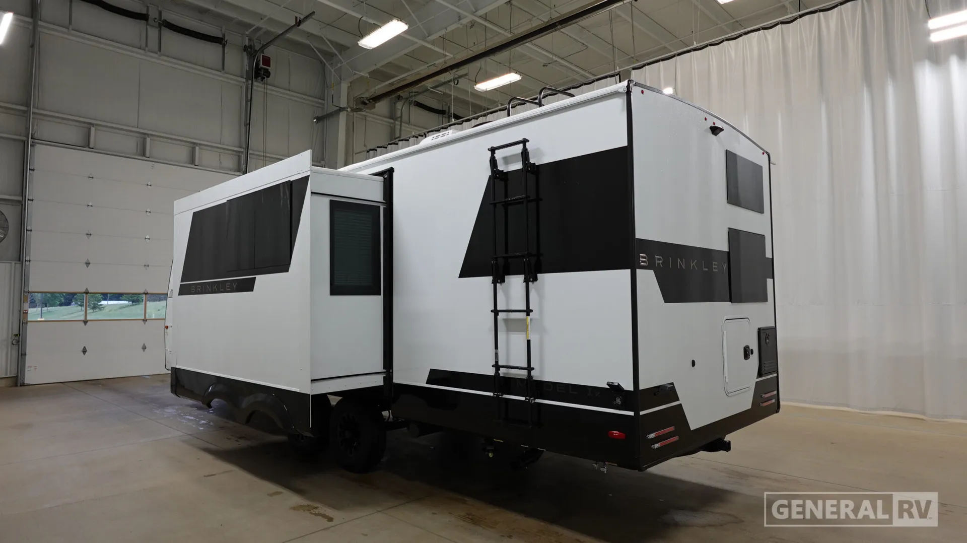 2026 Brinkley Model Ix 24X - Photo 4