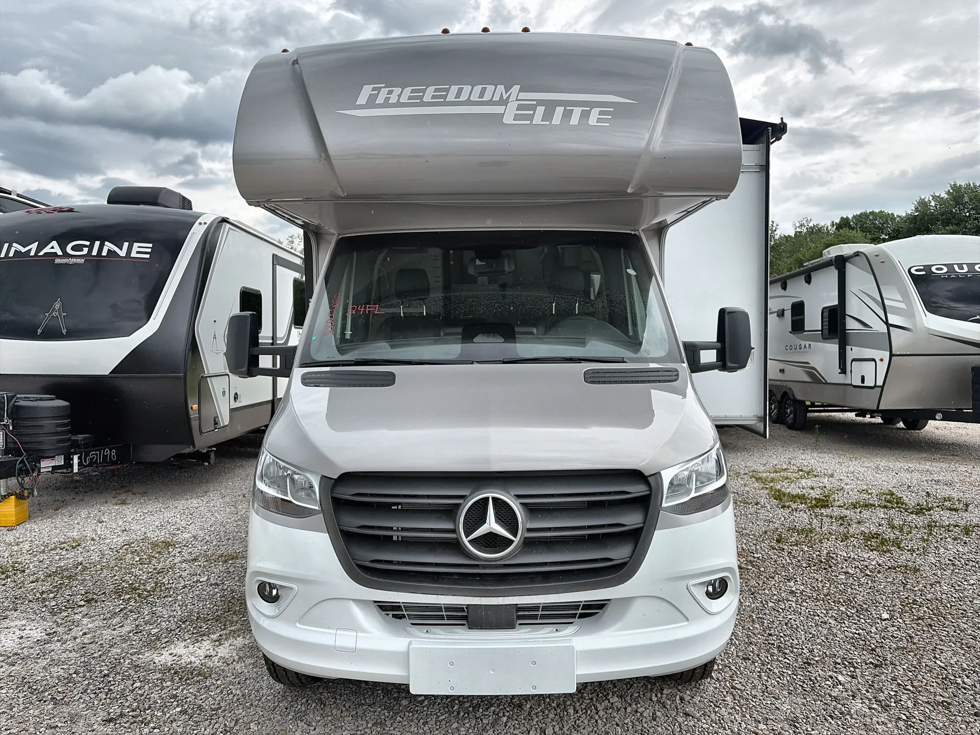 2027 Thor Motor Coach Freedom Elite 24FL - Photo 2