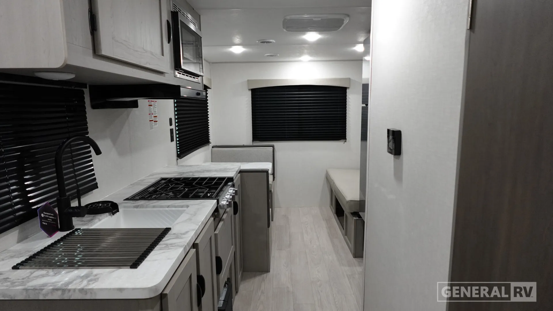 2026 Coachmen Clipper 5K Series 242MK - Photo 3