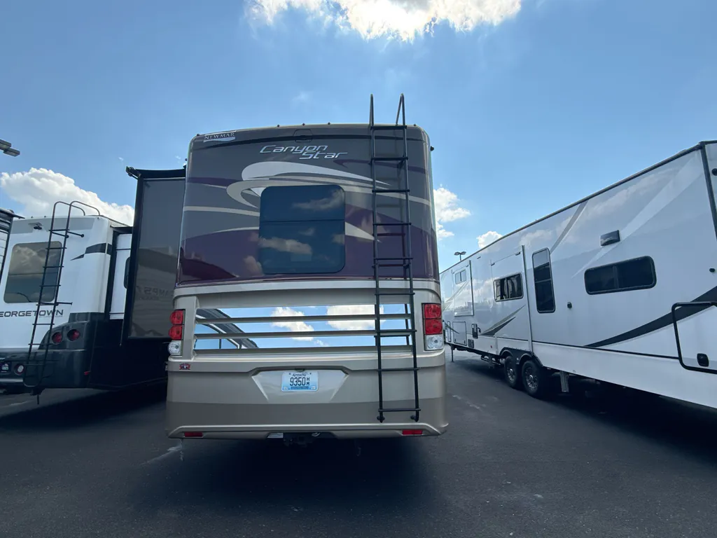 2015 Newmar Canyon Star 3914, Photos photo 26