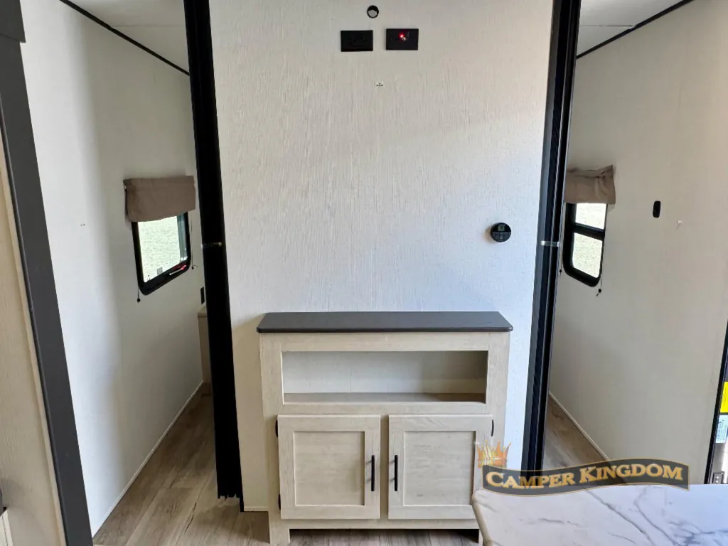 2026 Shasta RVs i-5 Edition 532BEDS, Photos photo 17