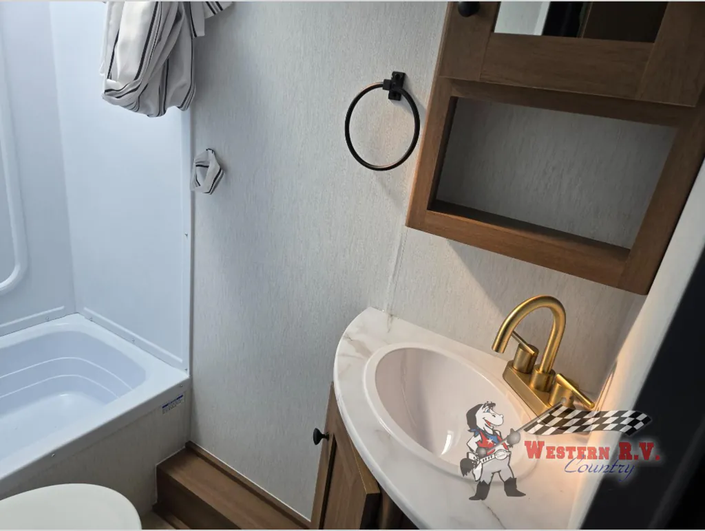 2027 Coachmen Apex Nano 186BH, Photos photo 19
