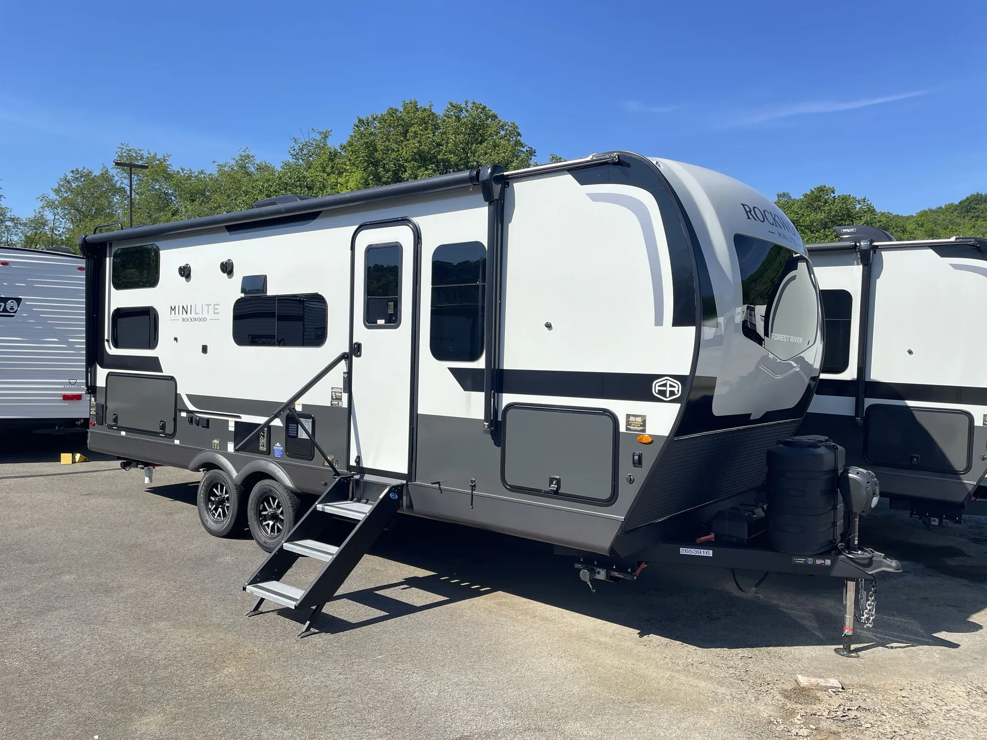 2026 Forest River Rockwood Mini Lite 2509S - Photo 2