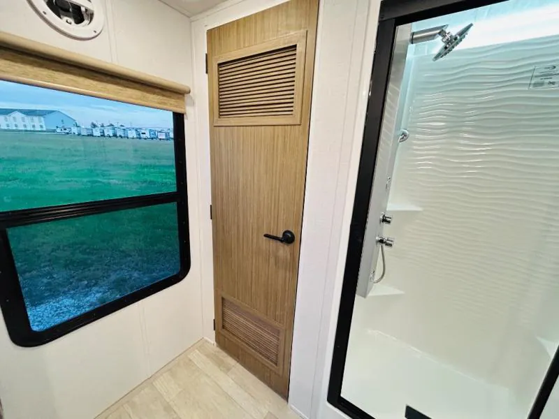 2026 Forest River Salem Grand Villa 44ZEN, Photos photo 60