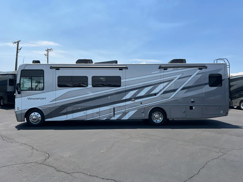2027 Thor Motor Coach Windsport 36H, Photos photo 34