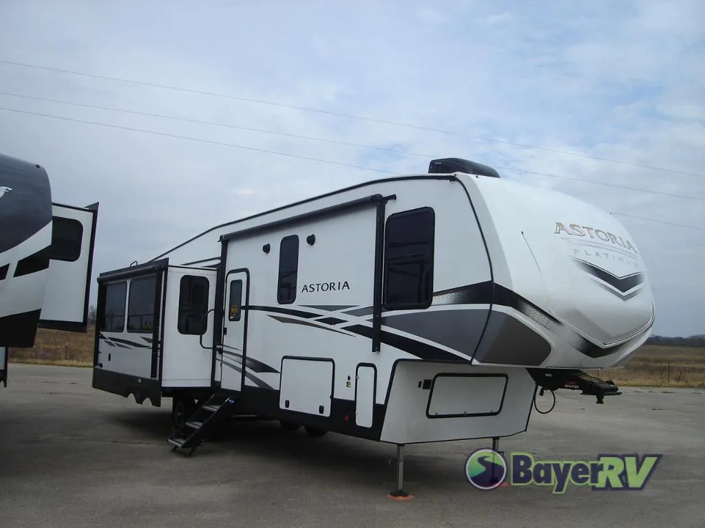 2022 Dutchmen Astoria Platinum 3173RLP - Photo 3