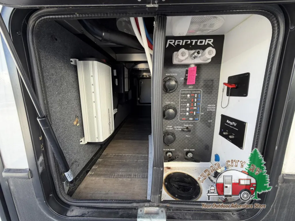 2021 Keystone Raptor 351, Photos photo 9