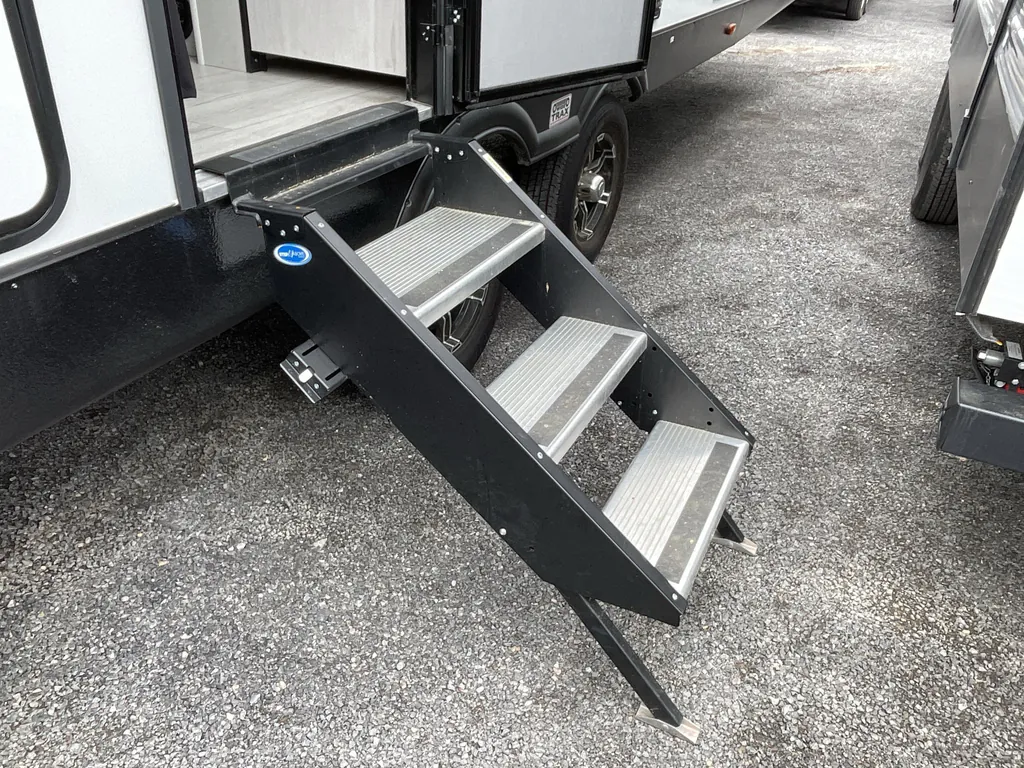 2024 Heartland North Trail Ultra-Lite NT 29BHP, Photos photo 12