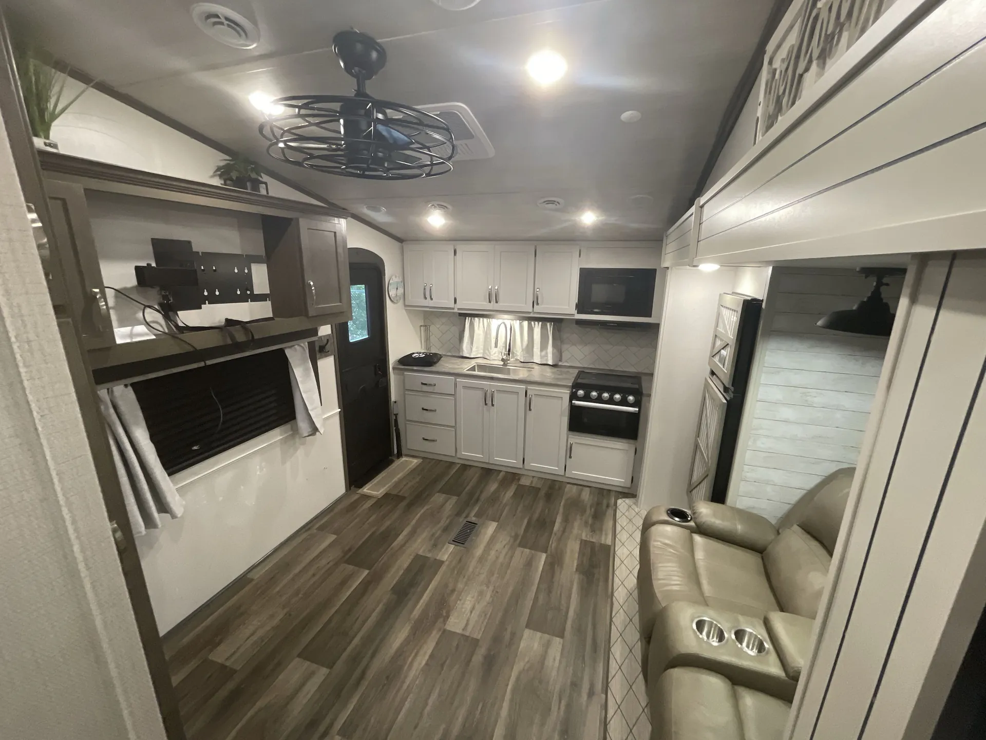 2023 Keystone Cougar Sport 2100RK — living area main