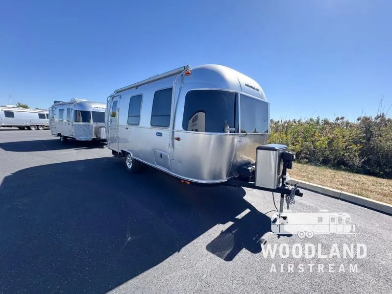 2026 Airstream Bambi 22FB - Photo 2