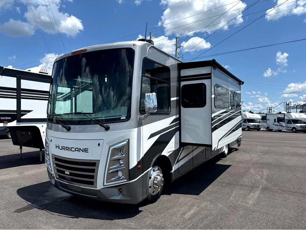 2027 Thor Motor Coach Hurricane 35A - Photo 3