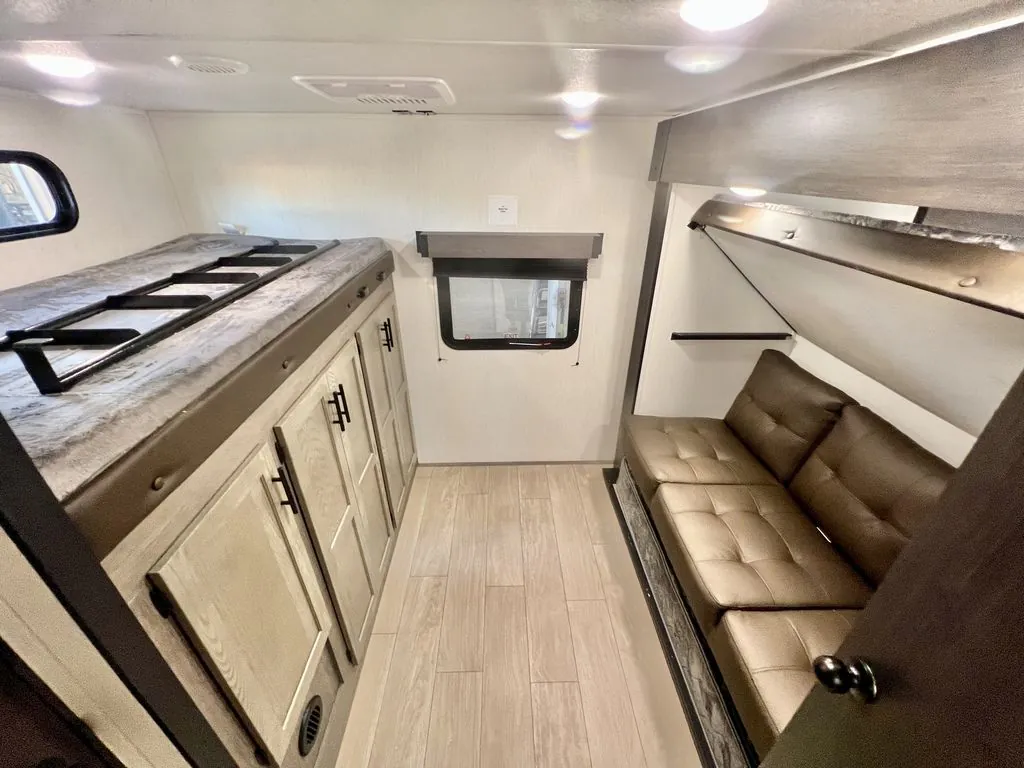 2026 Forest River Cherokee Alpha Wolf 33BH, Photos photo 51