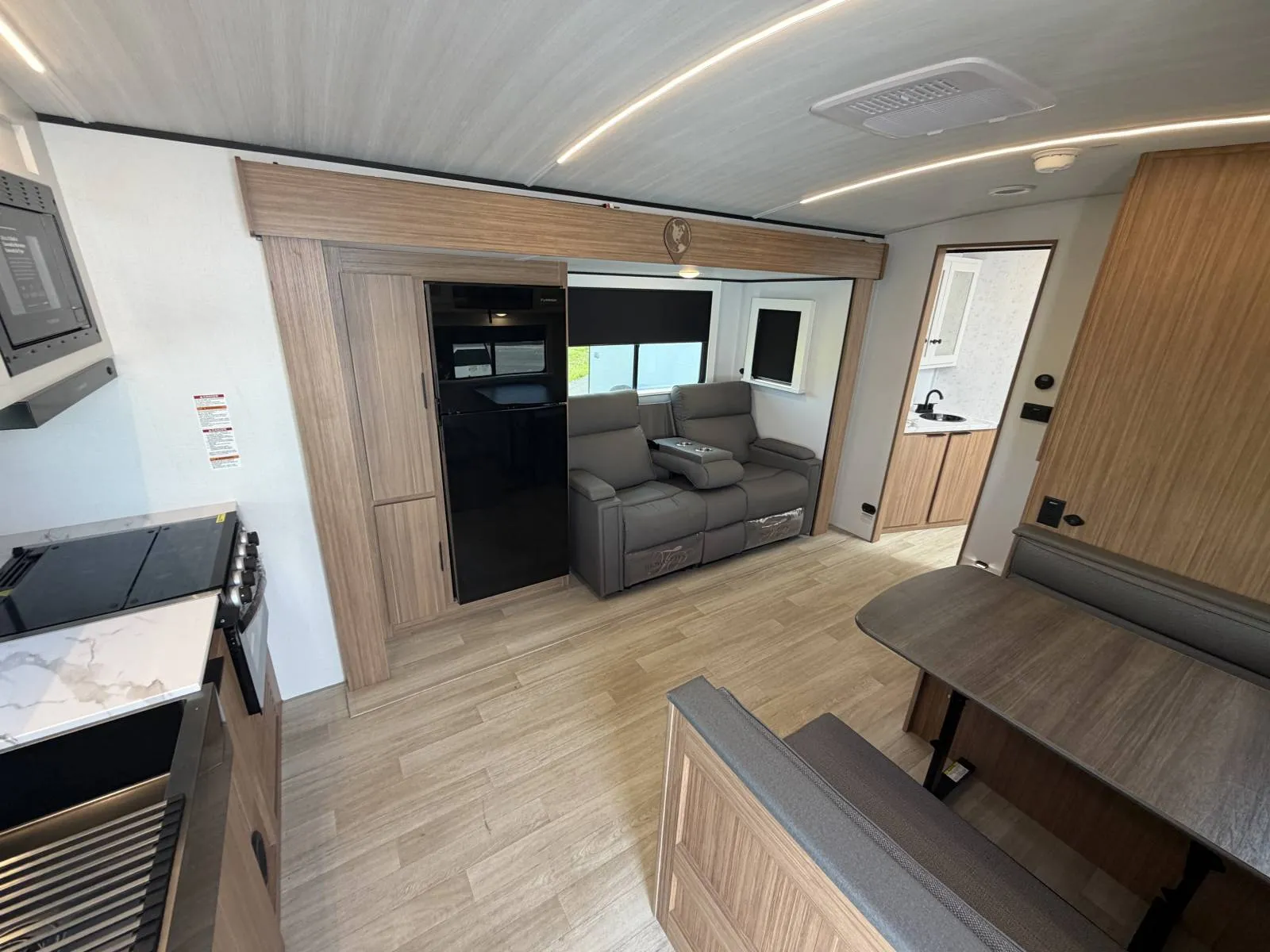 2026 Keystone Passport SL Series 2450RK - Photo 3