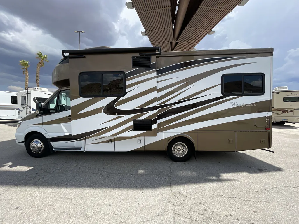 2018 Tiffin Wayfarer 24 TW, Photos photo 6