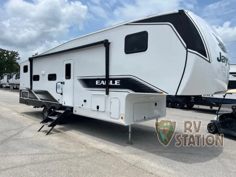 2026 Jayco Eagle SLE 28BHU - Photo 3