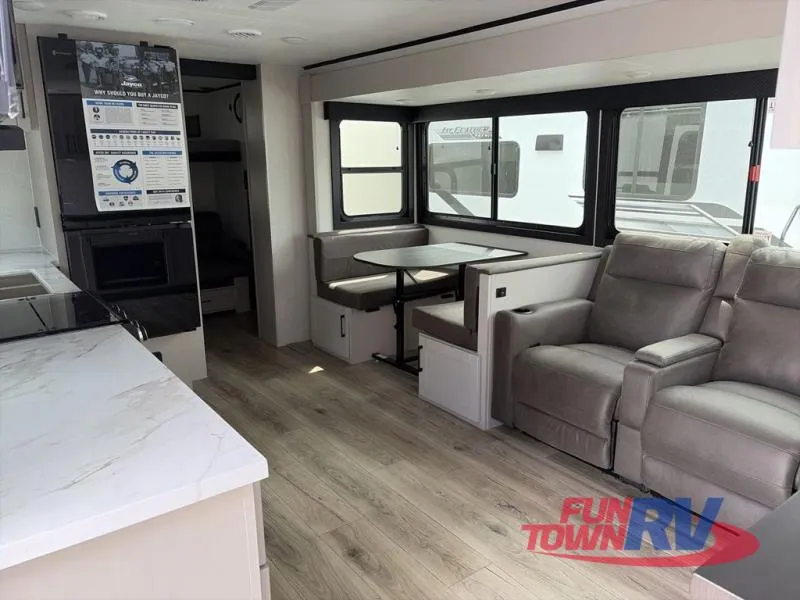 2026 Jayco Jay Feather 29QBH - Photo 3