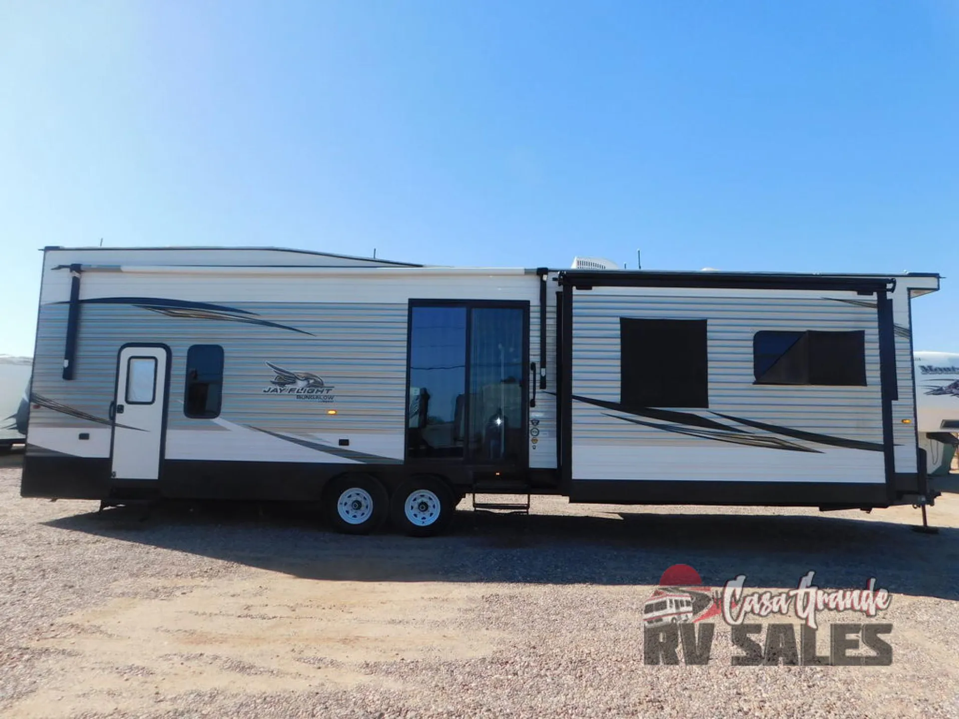 2019 Jayco Jay Flight Bungalow 40LOFT - Photo 2