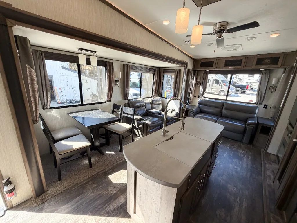 2019 Forest River Sabre 32DPT, Photos photo 16
