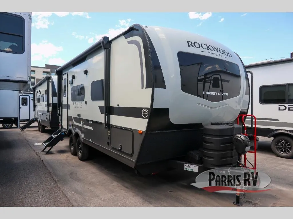 2026 Forest River Rockwood Mini Lite 2109S - Photo 2