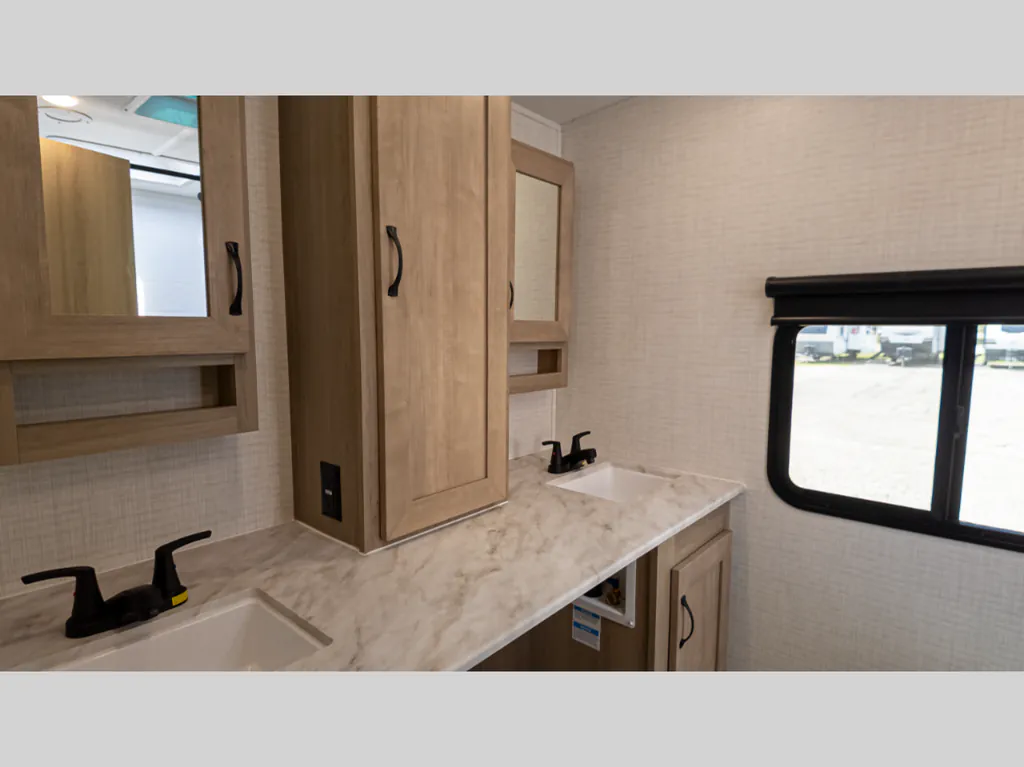 2026 Forest River Solaire 3300FLBS, Photos photo 24