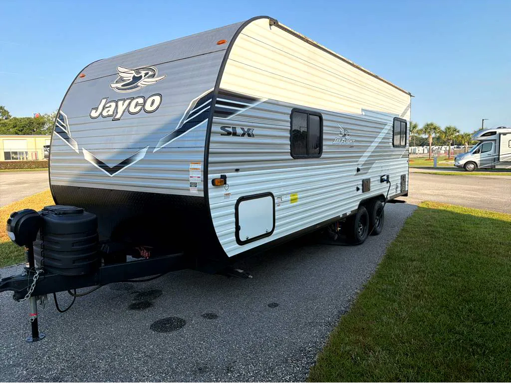 2025 Jayco Jay Flight SLX 210QB, Photos photo 3