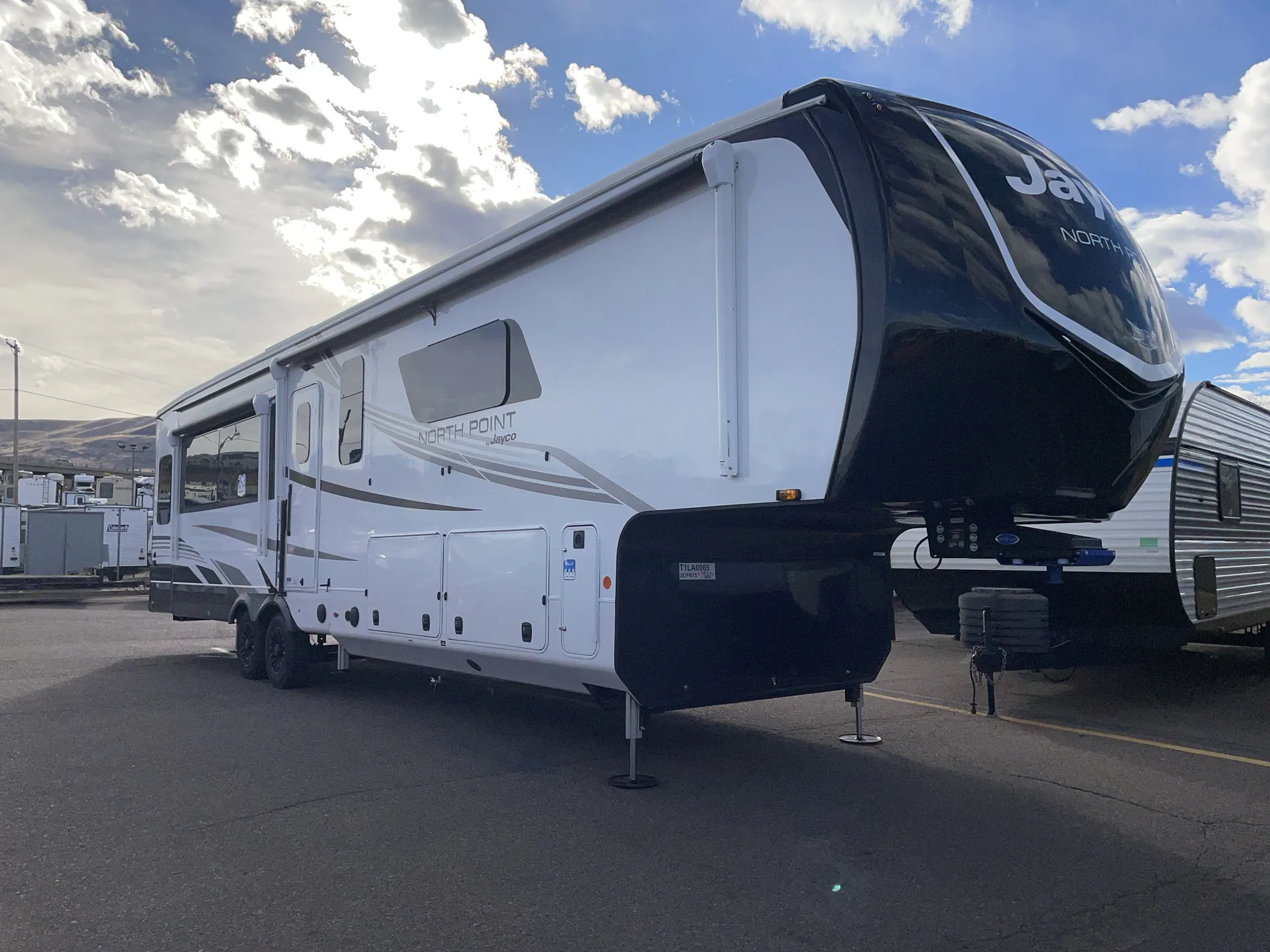 2026 Jayco North Point 387FBTS