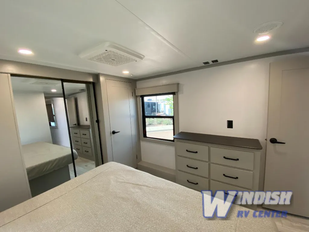 2026 Keystone Montana 385BR, Photos photo 16