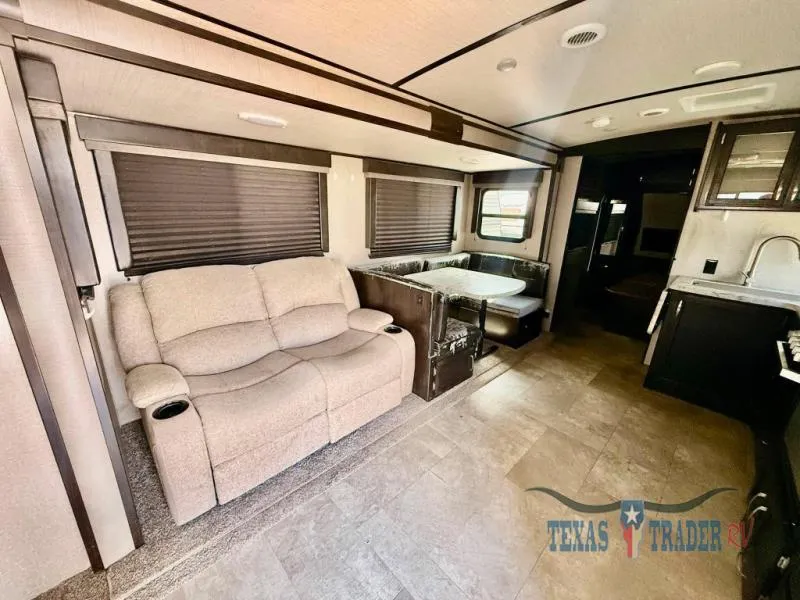2019 Grand Design Imagine 2600RB - Photo 4