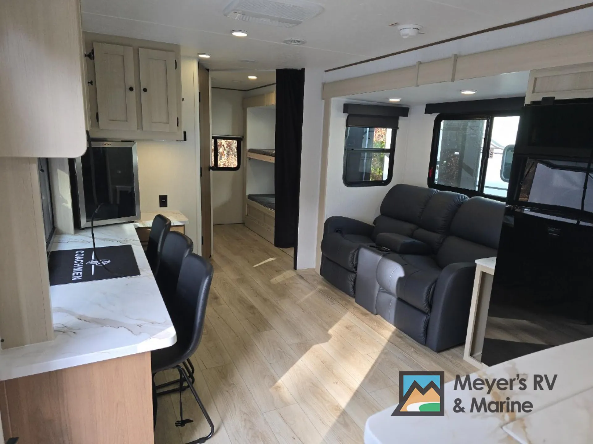 2026 Coachmen Apex Ultra-Lite 246BARV - Photo 3