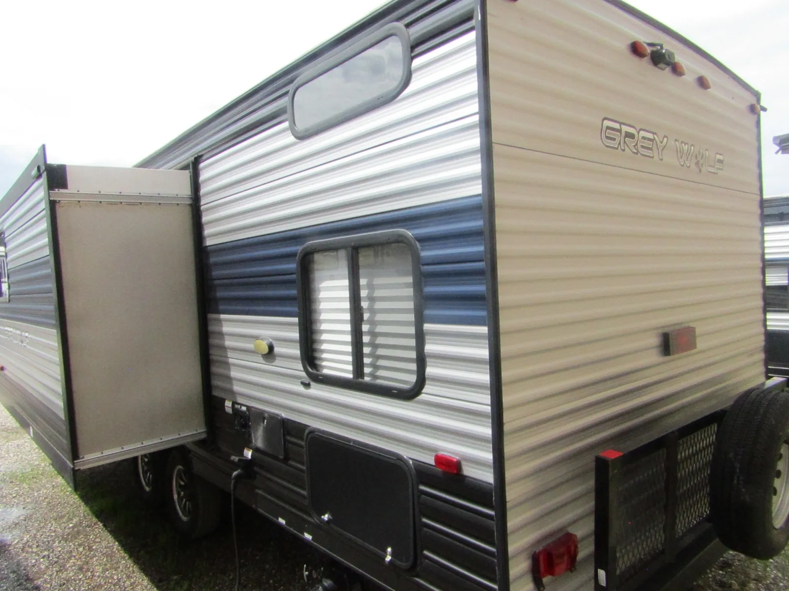 2022 Forest River Grey Wolf Limited 26BRB - Photo 4