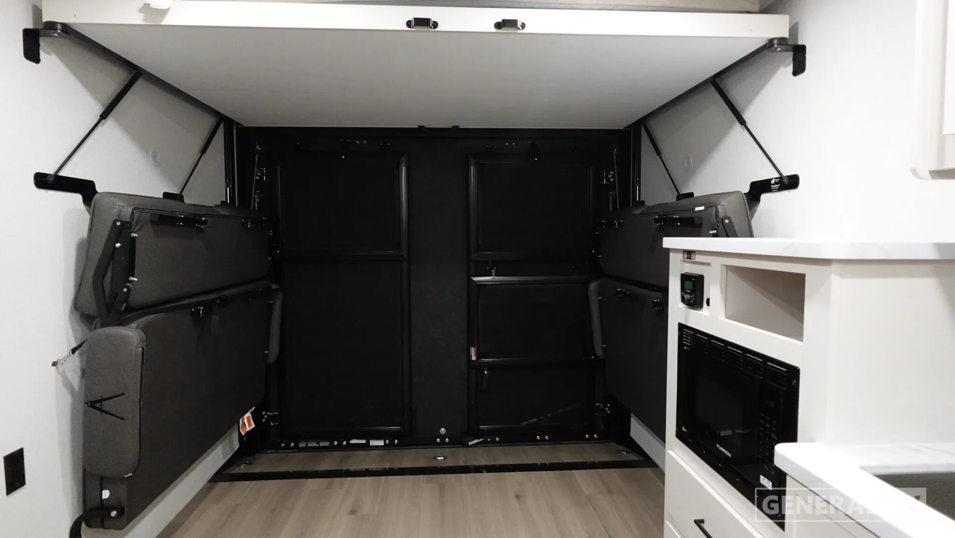 2026 Grand Design Momentum MAV 27MAV - Photo 3