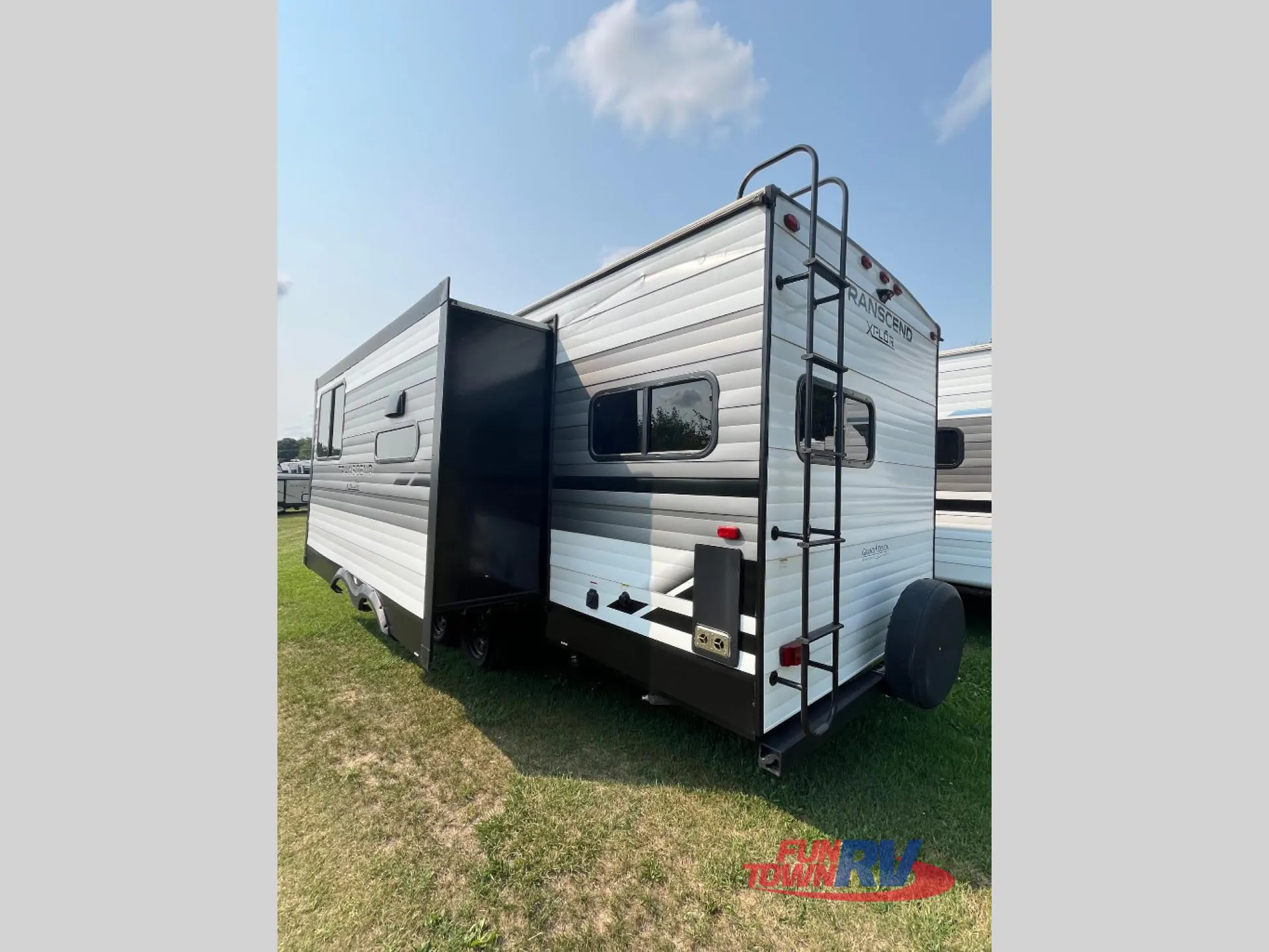 2021 Grand Design Transcend Xplor 240ML - Photo 4
