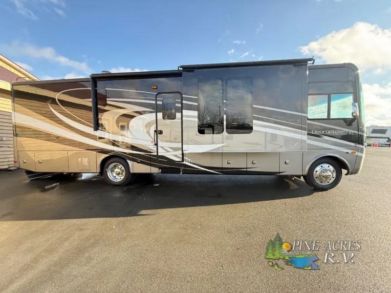 2015 Forest River RV Georgetown XL Used    378TSF GAS (Only 21,134 KM) - Main photo