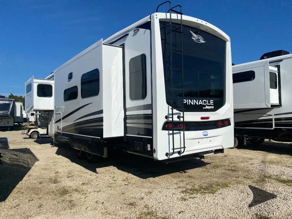 2027 Jayco Pinnacle 32RLTS, Photos photo 66
