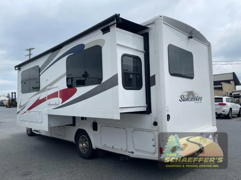 2017 Forest River RV Sunseeker Grand Touring Series 2430S - Photo 4