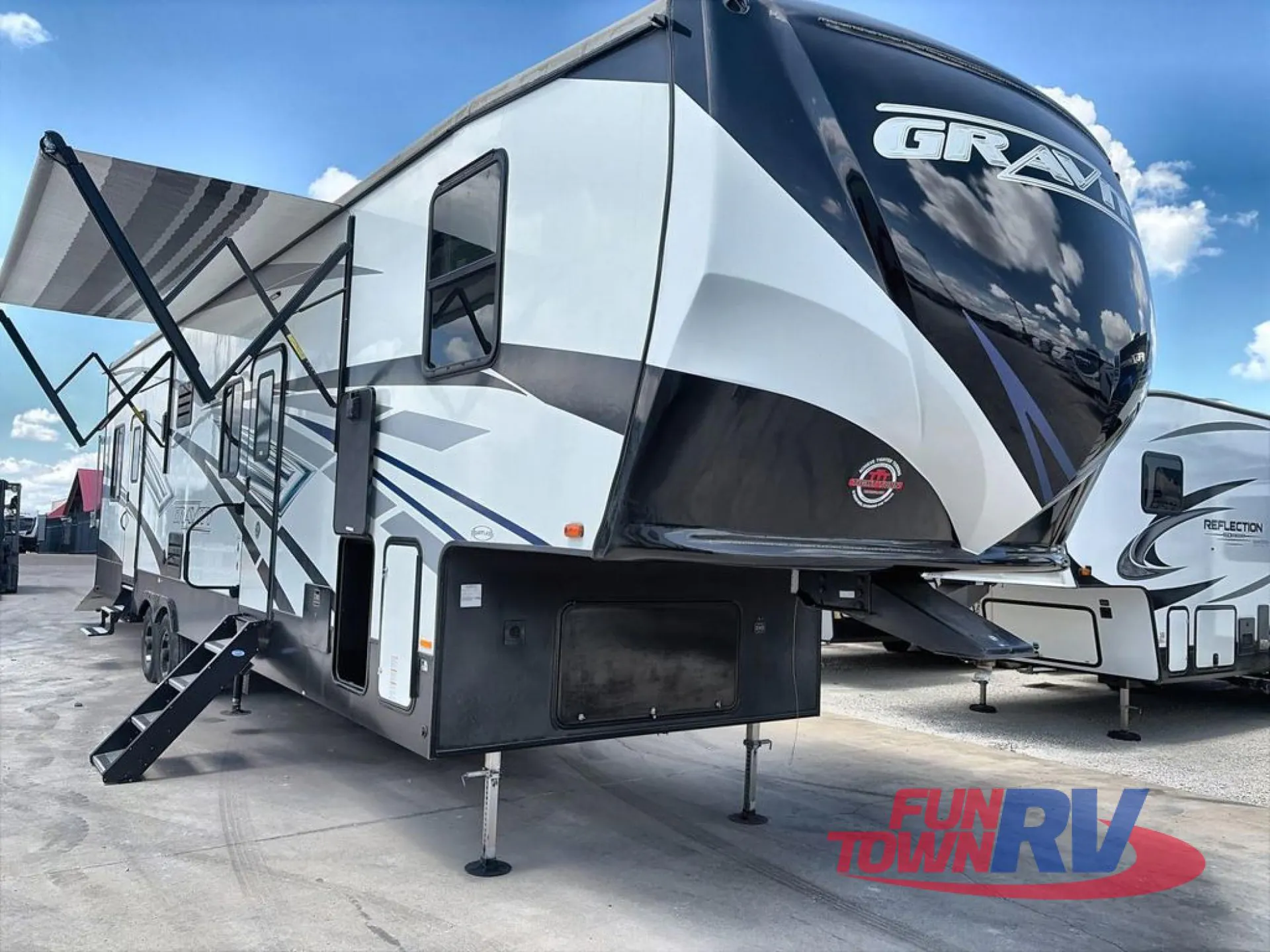 2020 Heartland Gravity 3340 - Photo 4