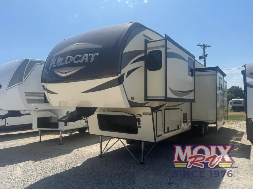 2019 Forest River Wildcat 383MB, Photos photo 3
