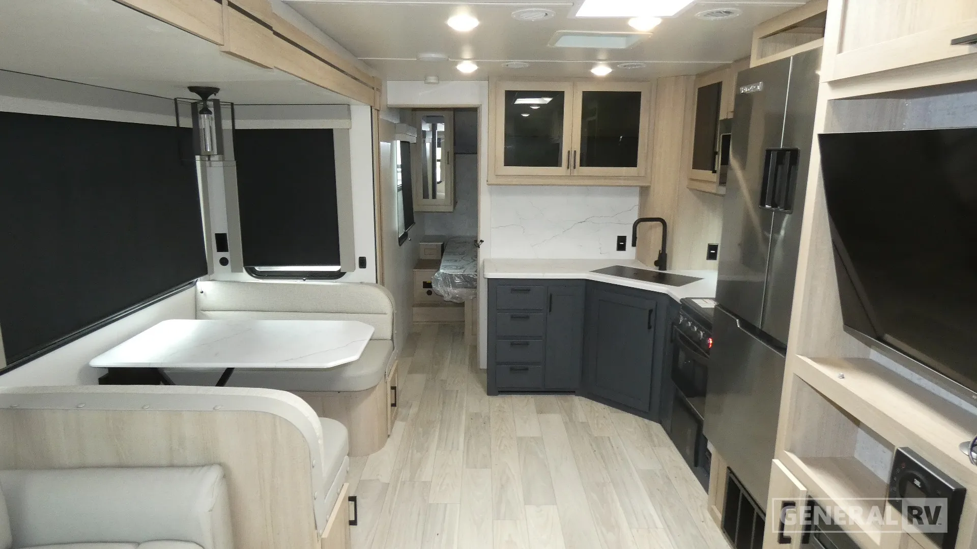 2024 Winnebago Voyage 3033BH - Photo 3