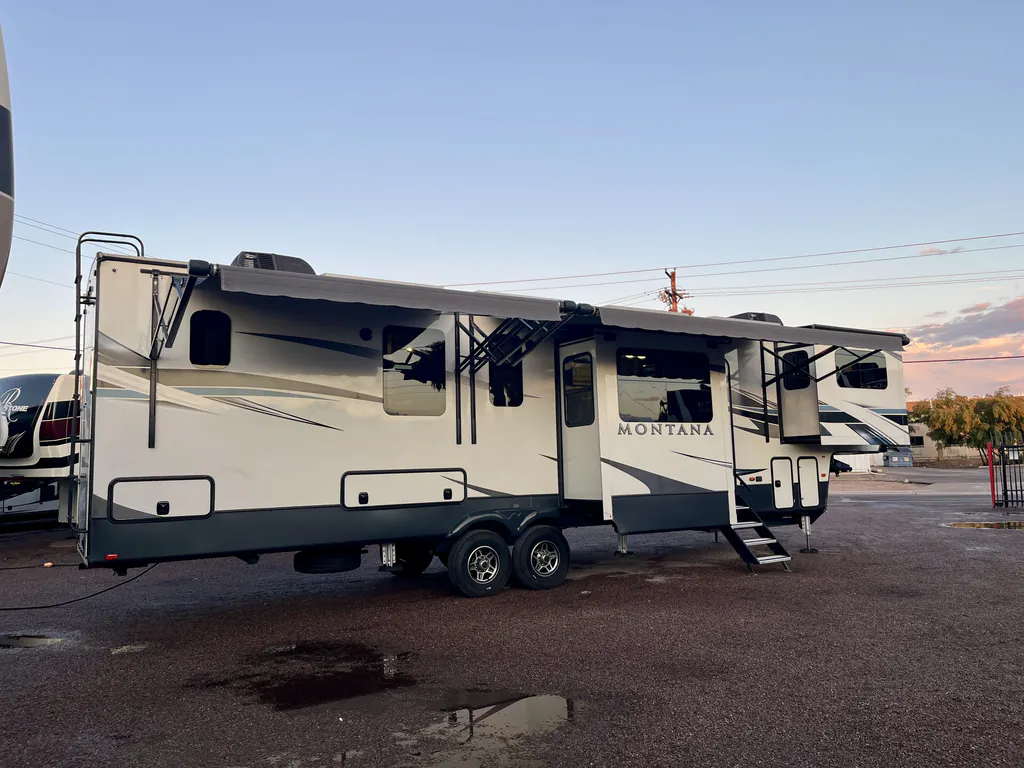2021 Keystone Montana 3763BP, Photos photo 17