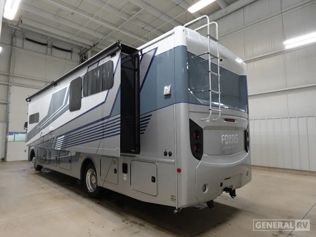 2026 Fleetwood Fortis 32RW - Photo 4
