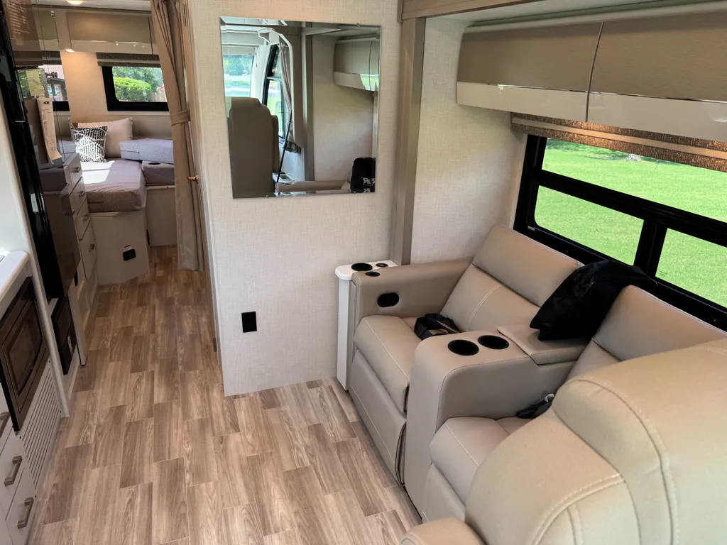 2026 Thor Motor Coach Axis 26.2, Photos photo 25