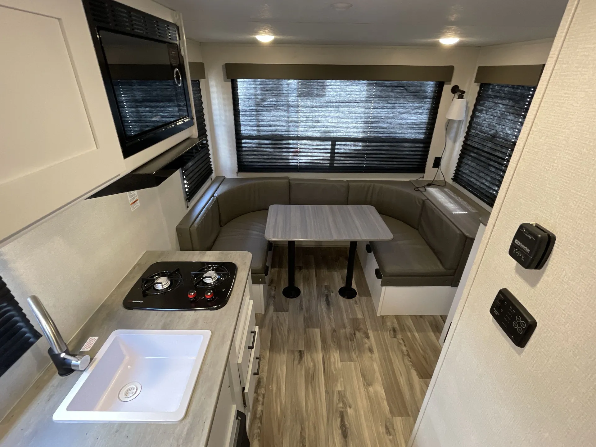 2021 Keystone Hideout 177RD — living area main