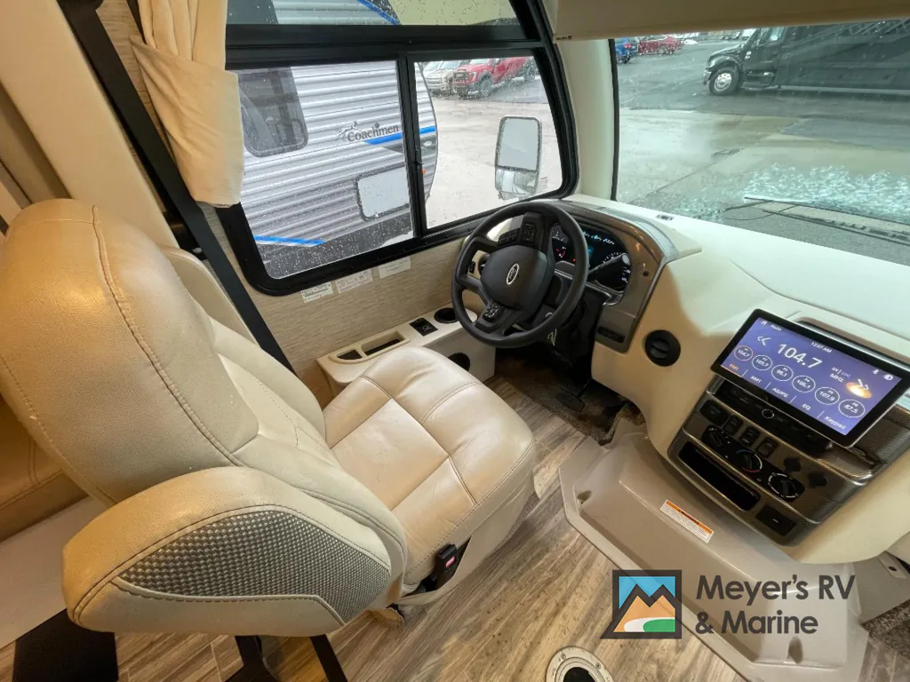 2023 Thor Motor Coach Vegas 24.3, Photos photo 12