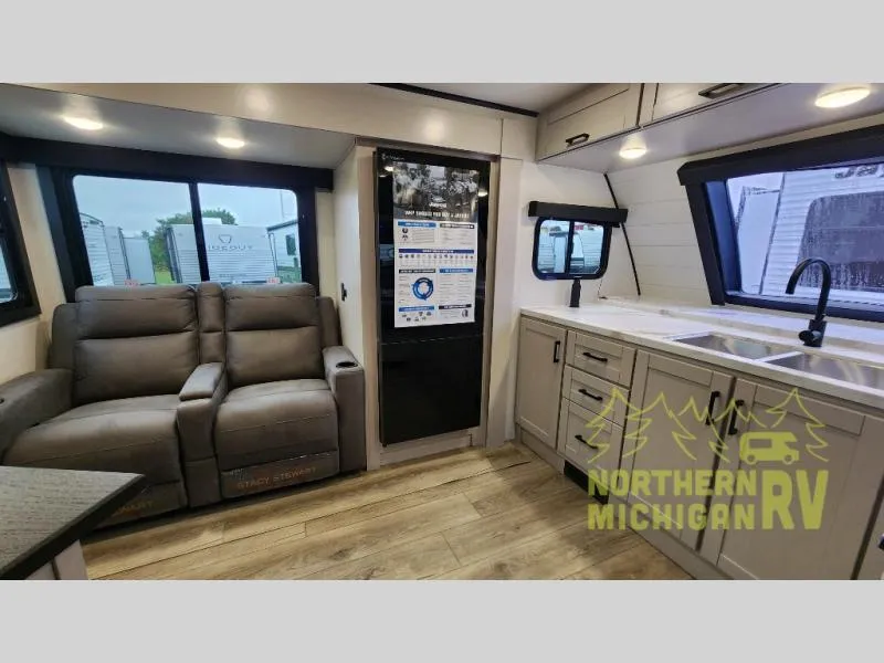 2026 Jayco Jay Feather 24FK - Photo 4
