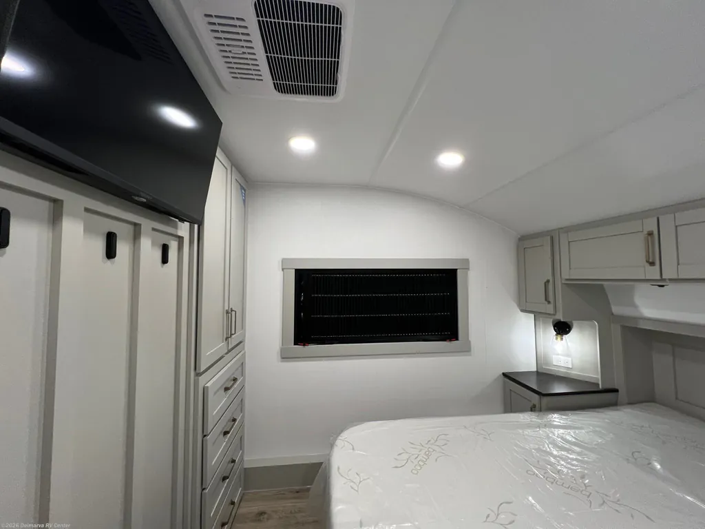 2026 Brinkley Model Z 2810, Photos photo 12