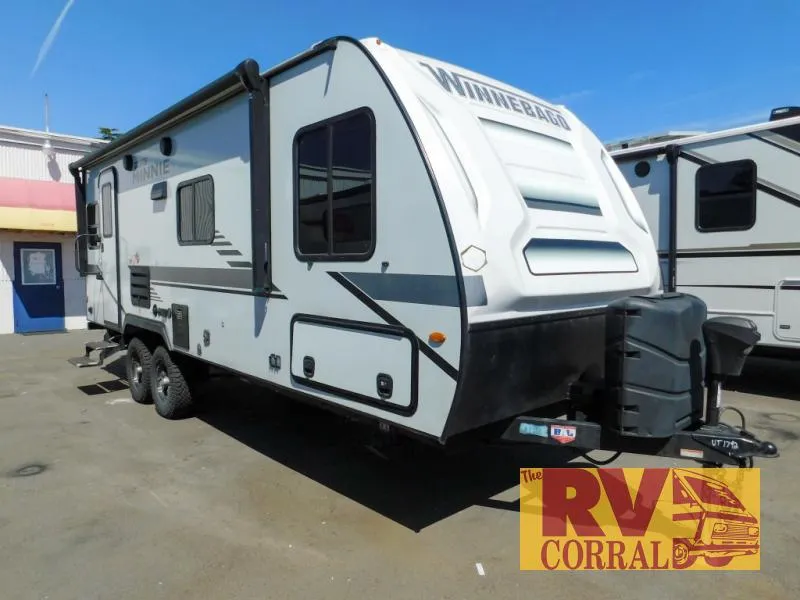 2022 Winnebago Micro Minnie 2225RL - Photo 2