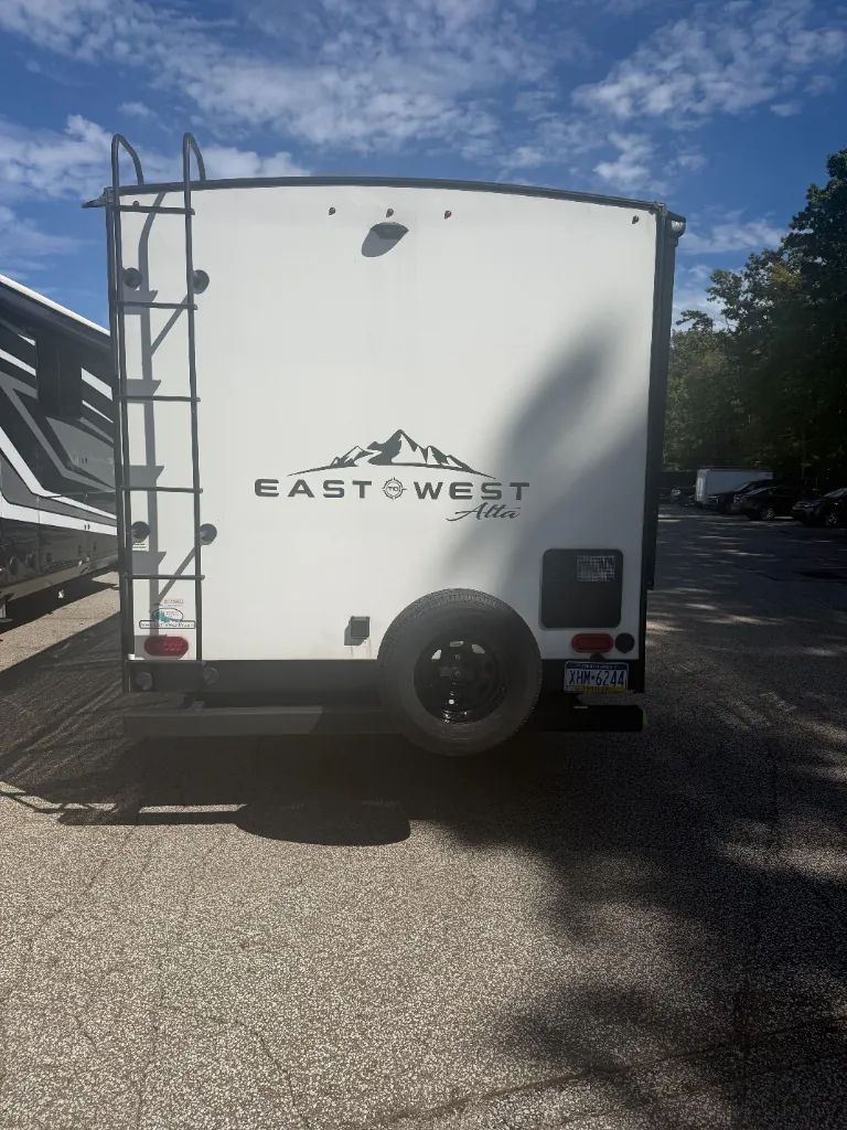 2022 East to West Alta 2800KBH - Photo 4