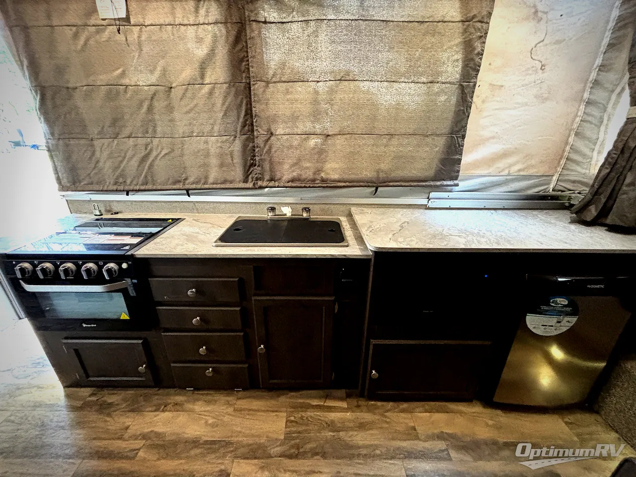 2020 Forest River Flagstaff High Wall HW29SC — Photo 6