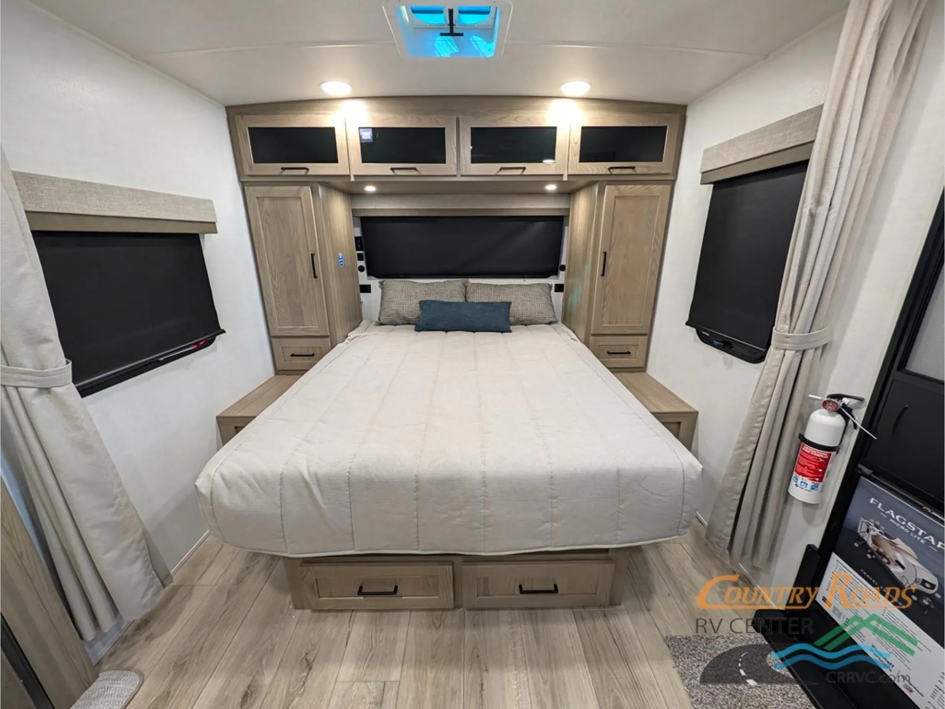 2027 Forest River Flagstaff Micro Lite 22LKS - Photo 4
